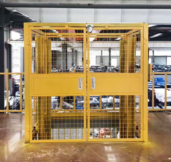 建阳智能导轨式升降机亮相